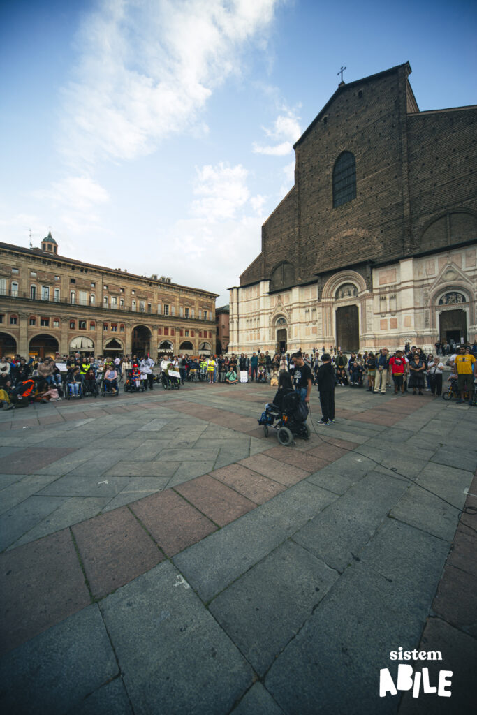 Il corteo in Piazza Maggiore